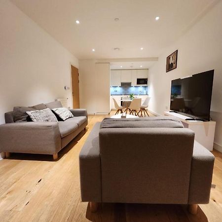 Kaf Luxury Apartment London Eksteriør billede