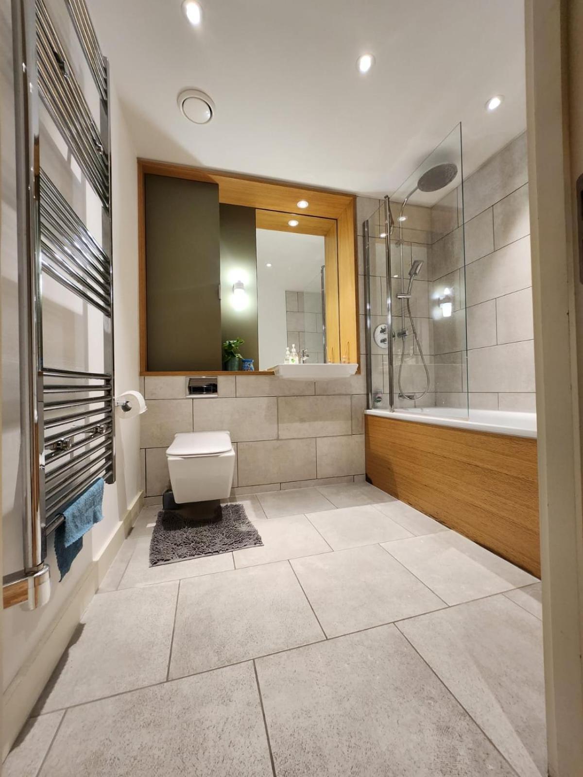 Kaf Luxury Apartment London Eksteriør billede